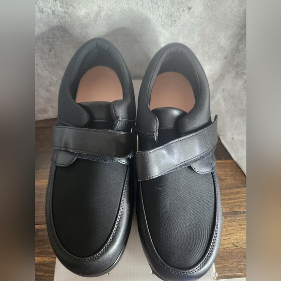 MT. EMEY MENS Bunion Edema shoes with strap size 12/4E, black , style 72… - Picture 8 of 9